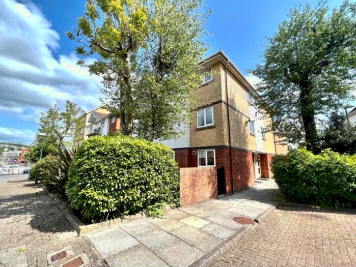 2 Bedroom Maisonette To Rent In Highmoor, Maritime Quarter, Swansea, SA1