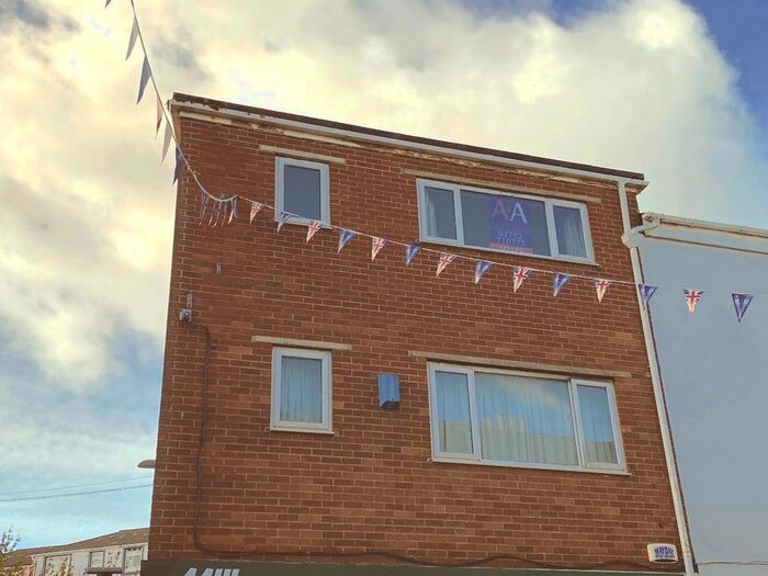 1 Bedroom Flat To Rent In Fore Street, Torpoint, PL11