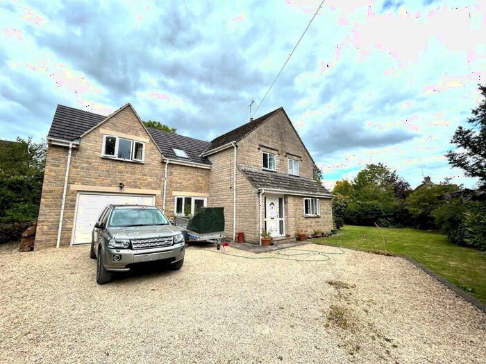 5 Bedroom Detached House To Rent In Chapel Lane, Minety, SN16