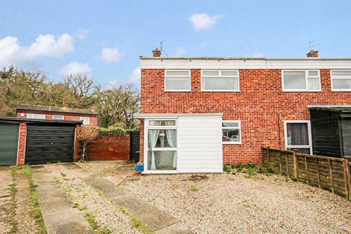 3 Bedroom Semi-Detached House For Sale In Hornbeam Close, Sprowston, NR7