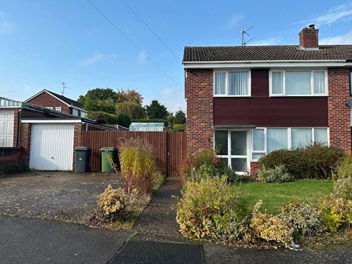 3 Bedroom Property To Rent In Kilby Close, Wellingborough, NN8