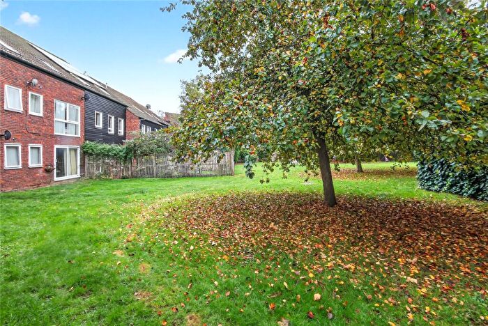 1 Bedroom Apartment For Sale In Northcott, Bracknell, Berkshire, RG12