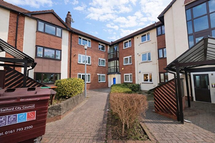 2 Bedroom Flat For Sale In Squires Court, Eccles, Salford, M5