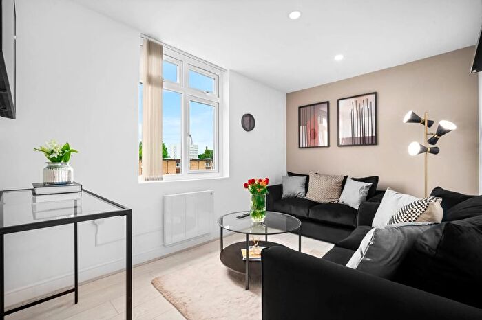 2 Bedroom Flat To Rent In Monument Road, Birmingham, B16