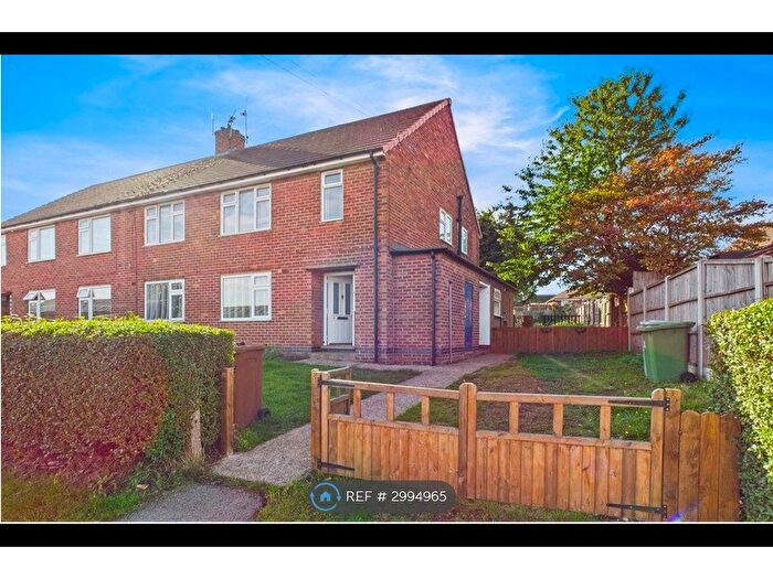 2 Bedroom Maisonette To Rent In Alder Grove, New Ollerton, Newark, NG22
