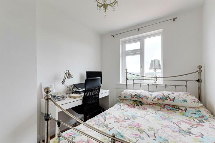 2 Bedroom Semi-Detached House For Sale In Norbett Road, Arnold, Nottinghamshire, NG5