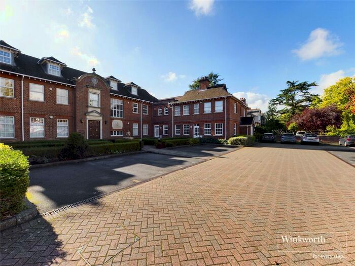 2 Bedroom Apartment To Rent In Artillery Mews, Tilehurst Road, Reading, Berkshire, RG30