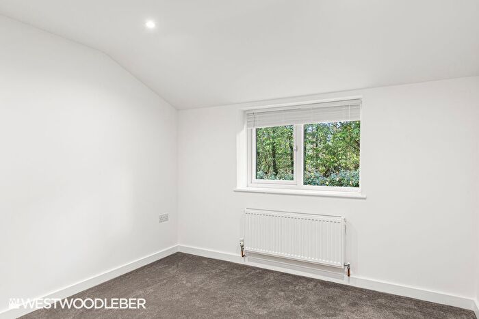 2 Bedroom Barn Conversion To Rent In Mangrove Lane, Hertford, SG13