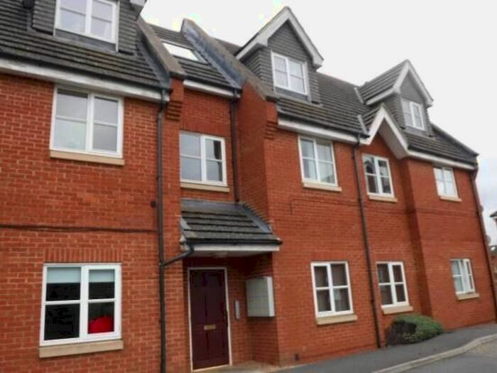 2 Bedroom Flat To Rent In Wooton Court, Milton Keynes, MK13