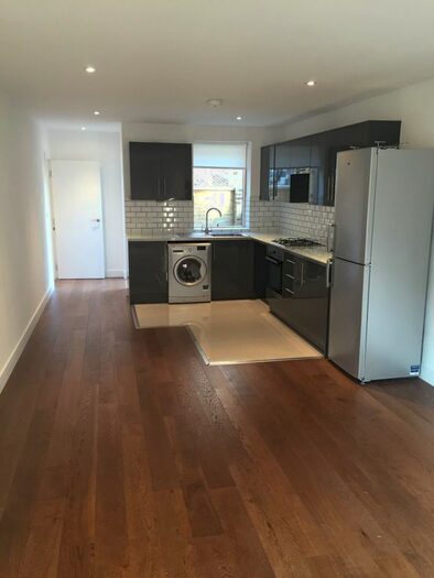 1 Bedroom Flat To Rent In Electric Lane, Brixton, SW9