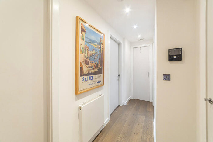 1 Bedroom Flat For Sale In Fortess Road, Kentish Town, NW5