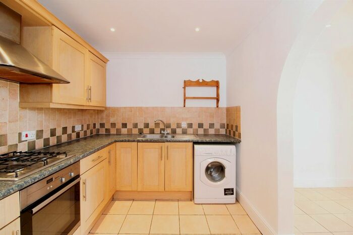 1 Bedroom Flat To Rent In Elgin Road, Southampton, SO15