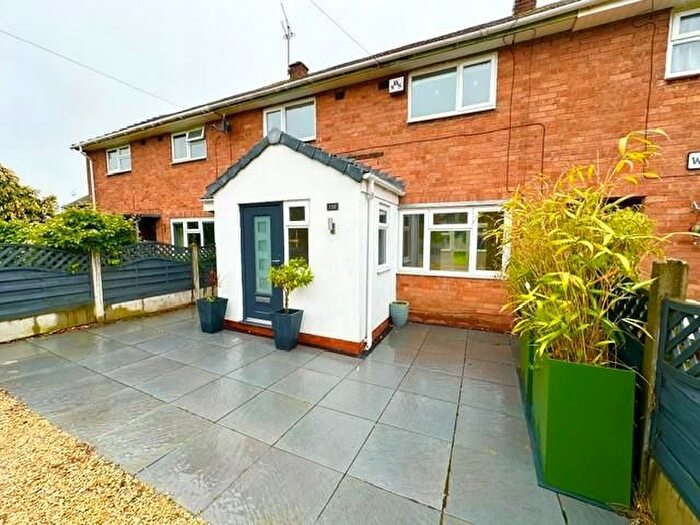 3 Bedroom Property To Rent In Westacre Crescent, Wolverhampton, WV3