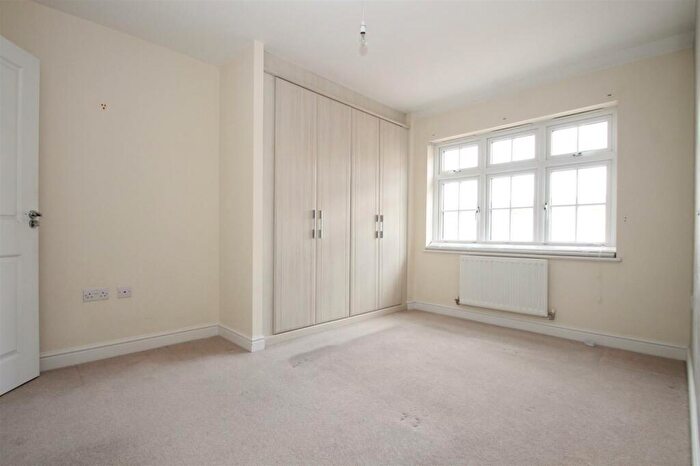 4 Bedroom Detached House For Sale In Albion Drive, Larkfield, Aylesford, ME20