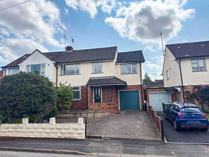 4 Bedroom Semi-Detached House For Sale In Underhill Road, Tupsley, Hereford, HR1