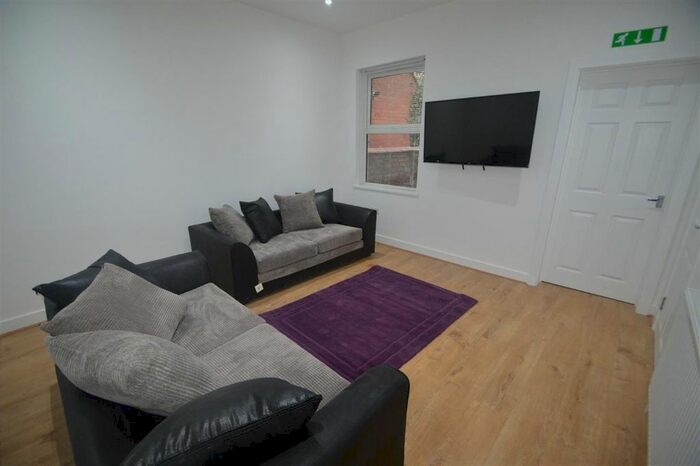 6 Bedroom Terraced House To Rent In Marlborough Road, Coventry, CV2