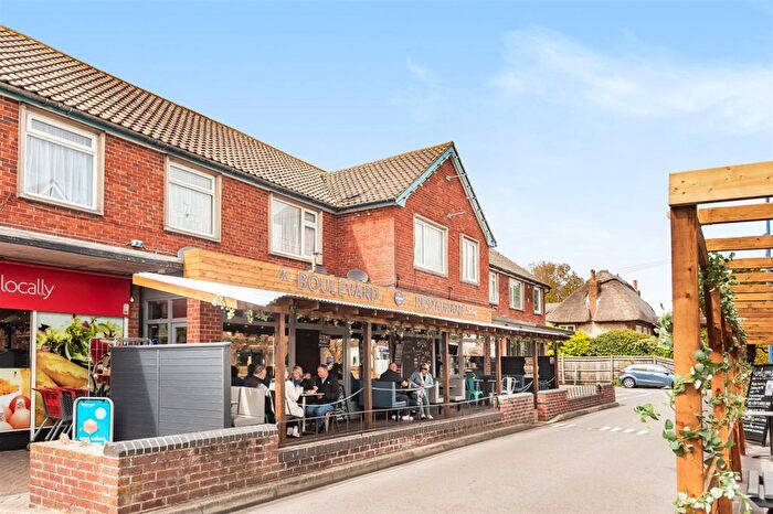 2 Bedroom Flat For Sale In High Street, Selsey, PO20