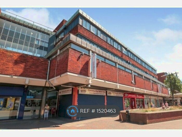 1 Bedroom Flat To Rent In Bartholomew Court, Waltham Cross, EN8