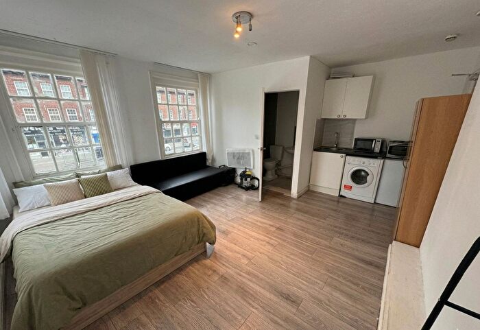 Studio To Rent In Edgware, HA8