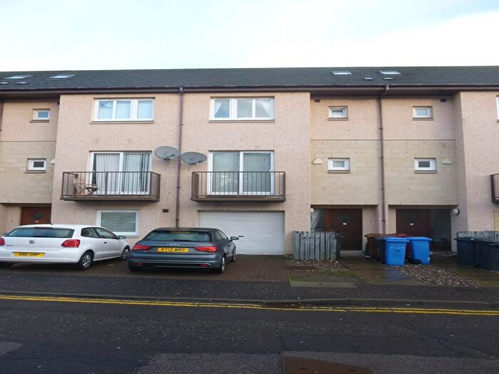 4 Bedroom Property To Rent In Larch Street, Dundee, DD1