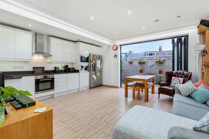 2 Bedroom House To Rent In Kettering Street, London, SW16