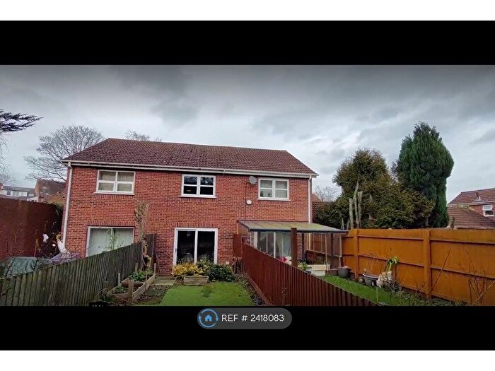 2 Bedroom Terraced House To Rent In Wyndham Road, Birmingham, B16