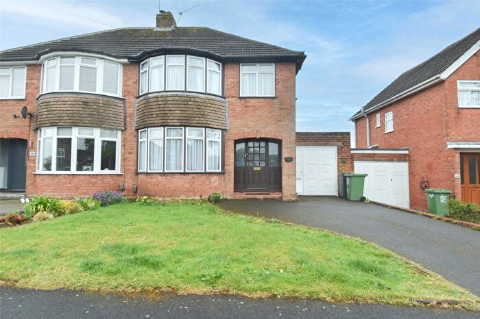 3 Bedroom Semi-Detached House To Rent In Malvern Road, Redditch, Worcestershire, B97