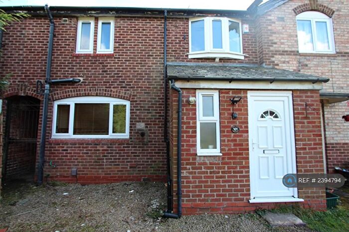 3 Bedroom Semi-Detached House To Rent In Parrs Wood Road, Manchester, M20