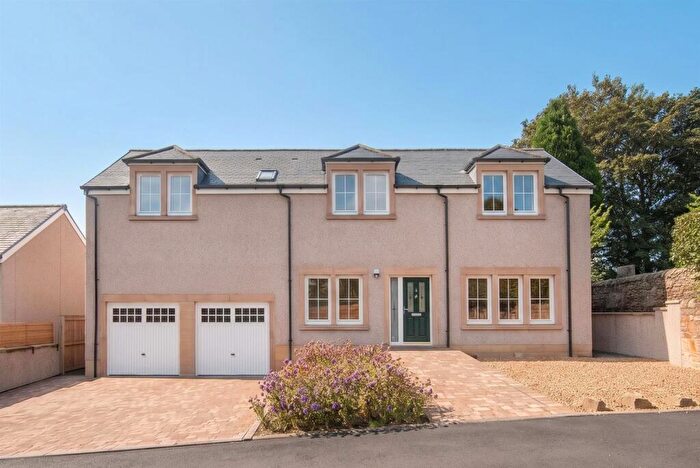 5 Bedroom Detached House For Sale In Orchard Brae, B Main Street, Cairneyhill, KY12