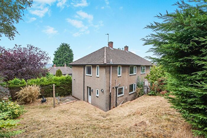 3 Bedroom Semi Detached House For Sale In Redcar Gardens, Derby, DE21