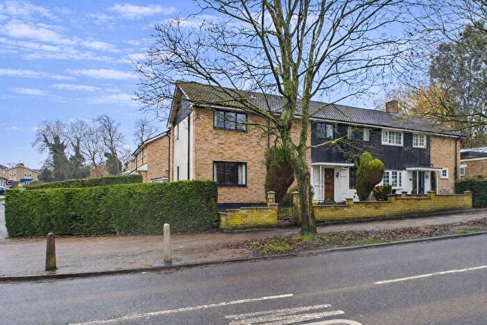 5 Bedroom Semi Detached House For Sale In Galley Hill, Hemel Hempstead, HP1