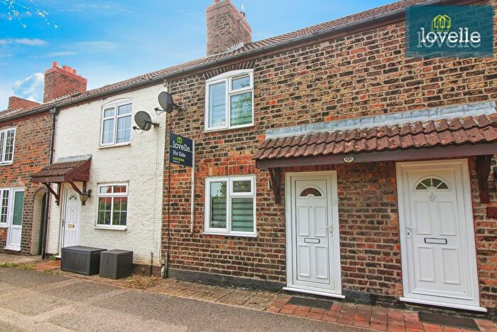 2 Bedroom Terraced House For Sale In Leakes Row, Louth, LN11