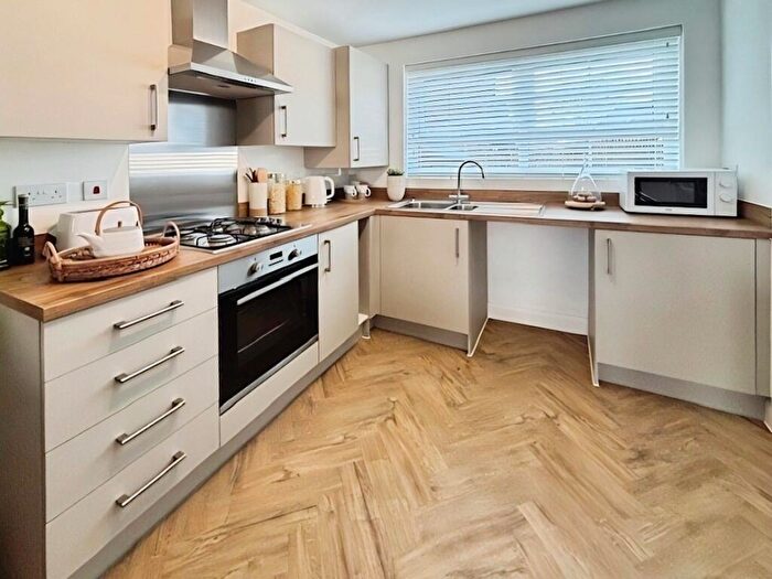 2 Bedroom End Of Terrace House For Sale In Lapwing Drive, Hampton-In-Arden, Solihull, B92