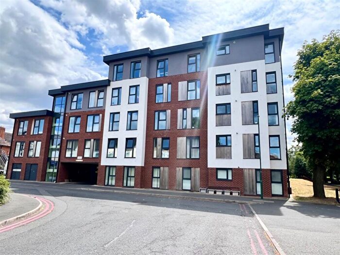 2 Bedroom Apartment For Sale In Richard Lewis Way, Shirley, Solihull, B90