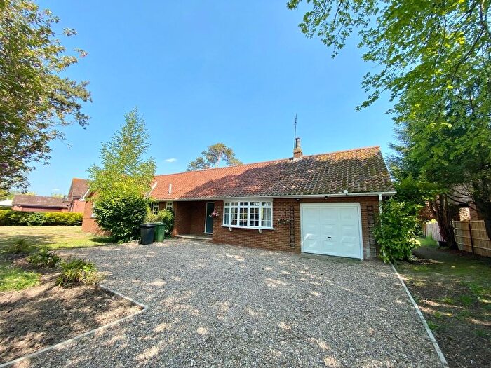 3 Bedroom Detached Bungalow To Rent In Mill Lane, Acaster Malbis, YO23