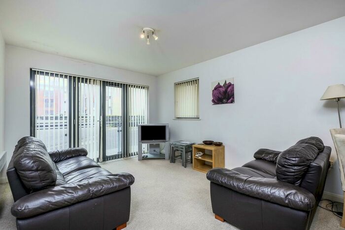 2 Bedroom Flat To Rent In St Catherines Court, Maritime Quarter, Swansea, SA1