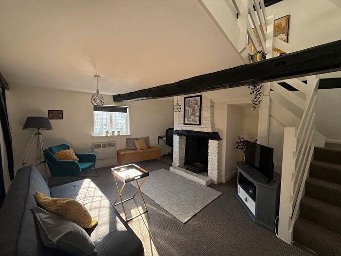 2 Bedroom Apartment To Rent In New Road, Ware, SG12