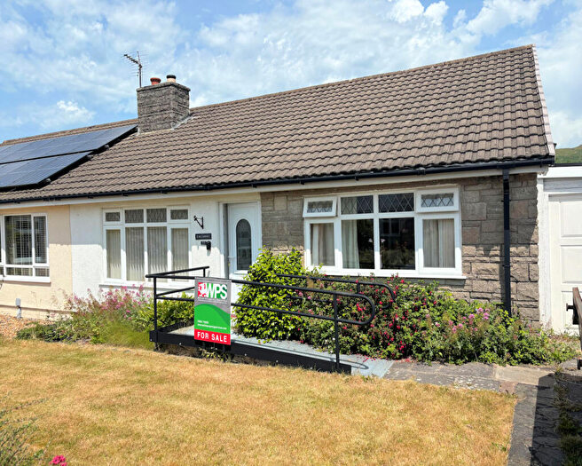 2 Bedroom Semi-Detached Bungalow For Sale In Y Groesffordd, Bryncrug, Gwynedd, LL36