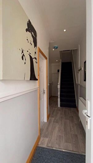 6 Bedroom Semi-Detached House To Rent In Kimbolton Avenue, Lenton, Nottingham, NG7