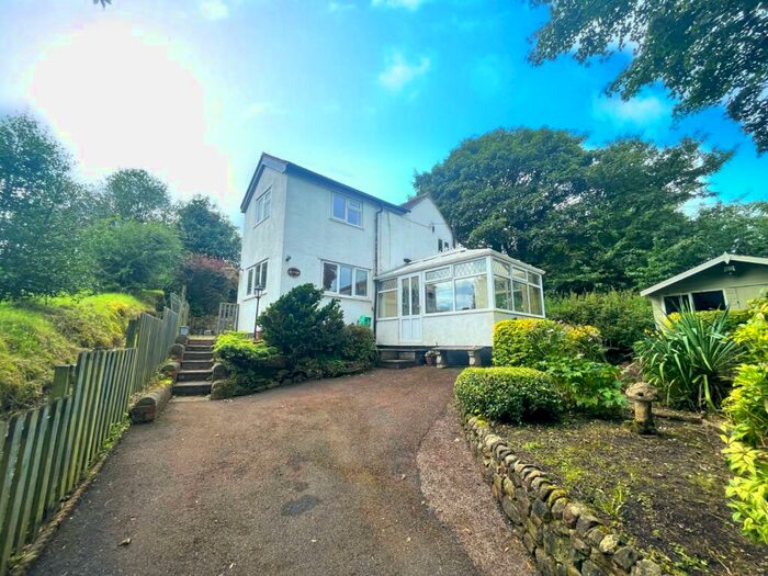 3 Bedroom Detached House To Rent In Armshead Road, Werrington, Stoke-on-Trent, Staffordshire, ST9