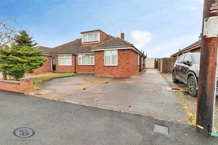 4 Bedroom Semi Detached Bungalow For Sale In Swinburne Drive, Crewe, CW1