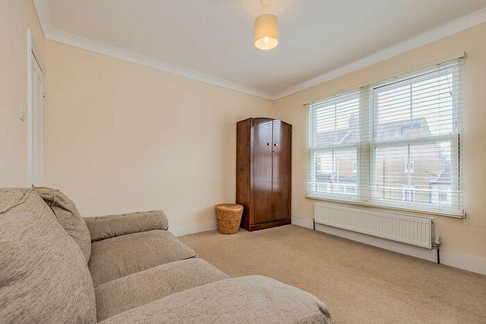 2 Bedroom Terraced House For Sale In Cardiff Road, Watford, Hertfordshire, WD18