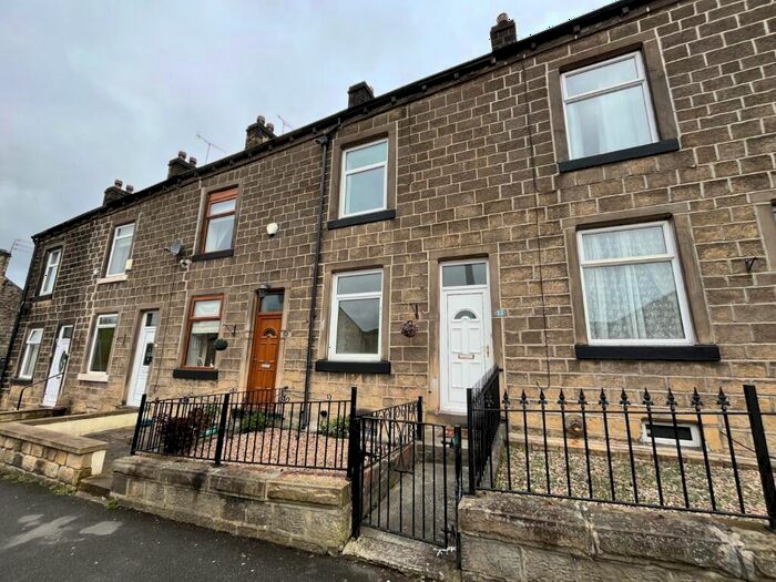 4 Bedroom Terraced House To Rent In Britannia Street, Bingley, West Yorkshire, BD16