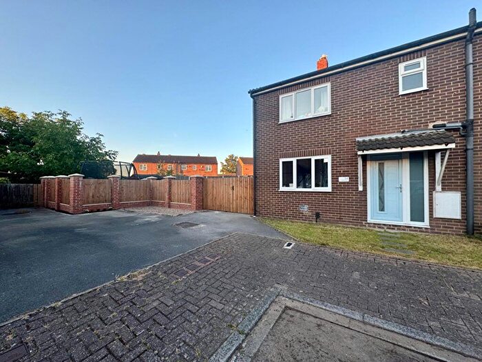 2 Bedroom Terraced House For Sale In St John Mews, Selby, YO8