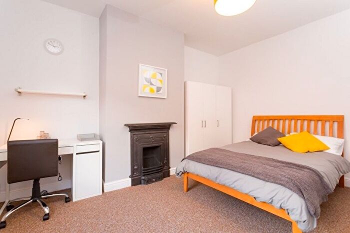 4 Bedroom Terraced House To Rent In Branksome Place, Hyde Park, Leeds, LS6