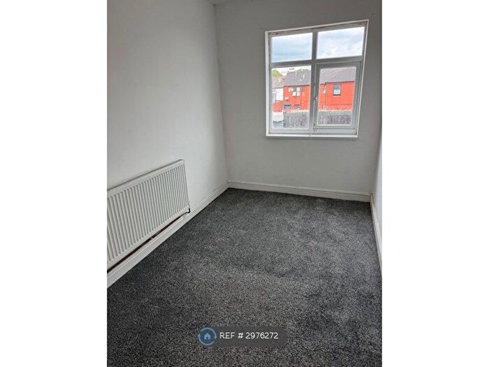 3 Bedroom Flat To Rent In Cartwright St, Wolverhampton, WV2