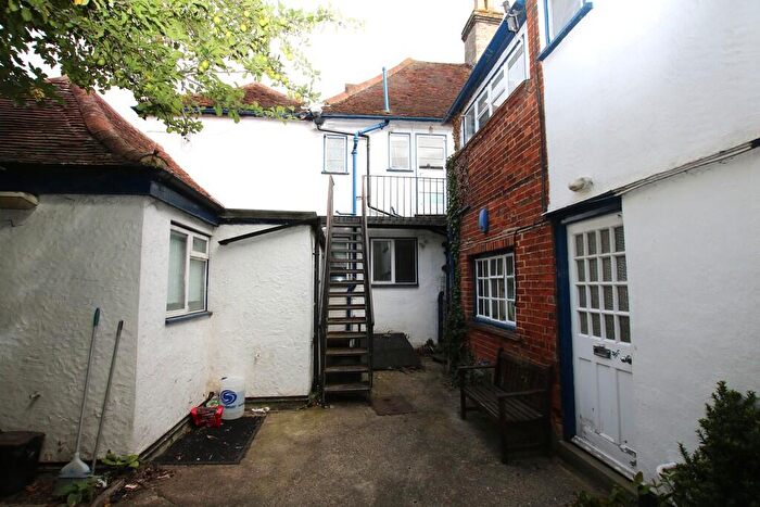 4 Bedroom Apartment To Rent In High Street, Dunmow, CM6