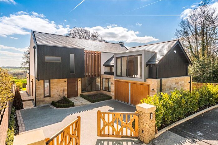 4 Bedroom Detached House For Sale In Rossett Green Lane, Harrogate, North Yorkshire, HG2