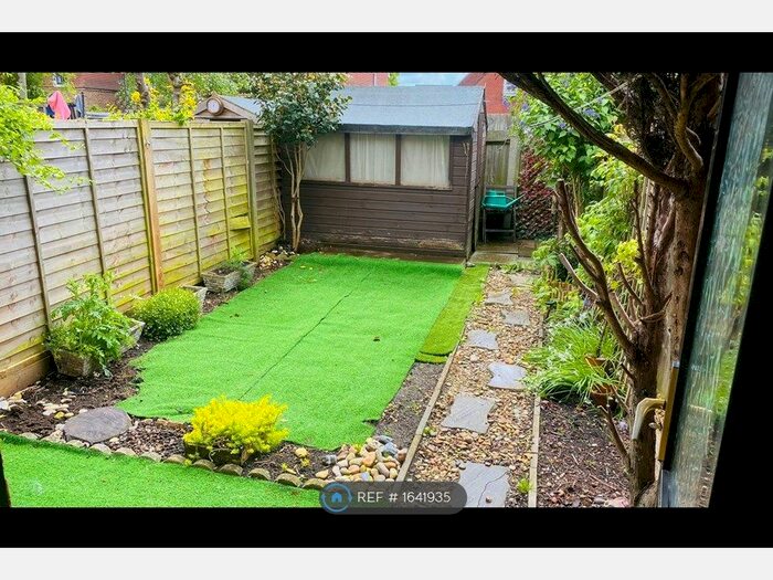 2 Bedroom Terraced House To Rent In Haygreen Close, Kingston Upon Thames, KT2