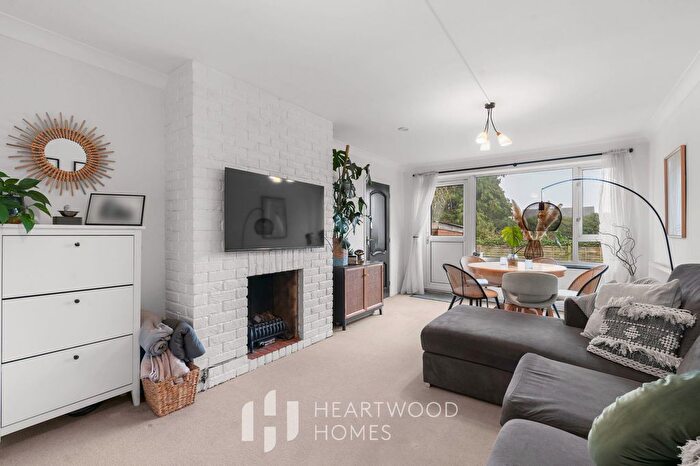 1 Bedroom Maisonette For Sale In Therfield Road, St. Albans, AL3